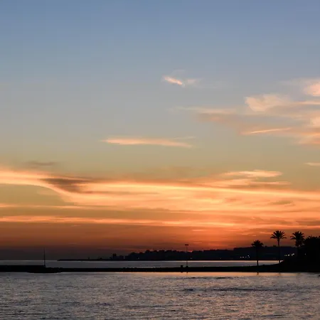 Luxury In Aldea Blanca Close By Beautiful Port And Beaches Of Puerto Banus