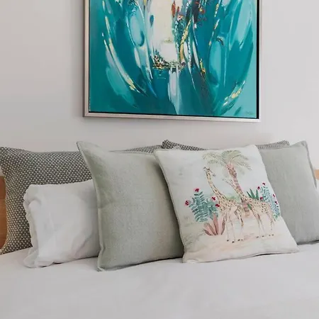 Luxury In Aldea Blanca Close By Beautiful Port And Beaches Of Puerto Banus