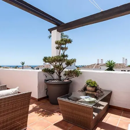 Luxury In Aldea Blanca Close By Beautiful Port And Beaches Of Puerto Banus *