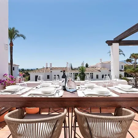 Luxury In Aldea Blanca Close By Beautiful Port And Beaches Of Puerto Banus * מארבלה